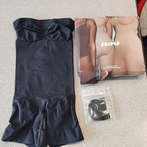 SKIMS Black Shapewear Bodysuit